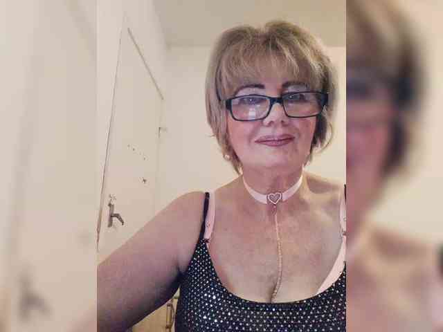 BoloshkaBlonda webcam