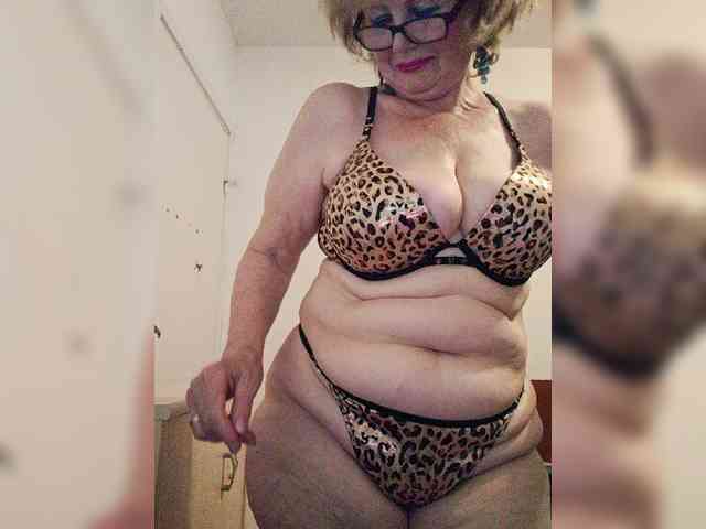 MoonGoddess webcam