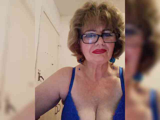 MoonGoddess webcam