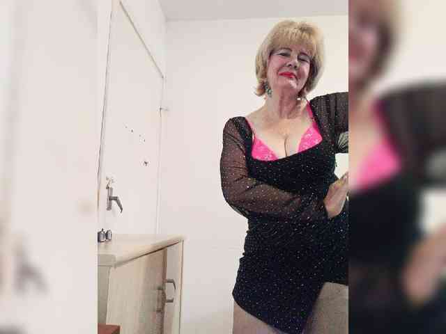 BoloshkaBlonda webcam