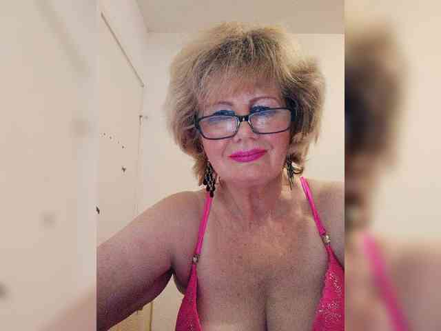 MoonGoddess webcam