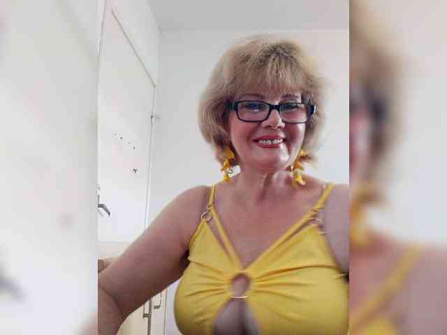 BoloshkaBlonda webcam