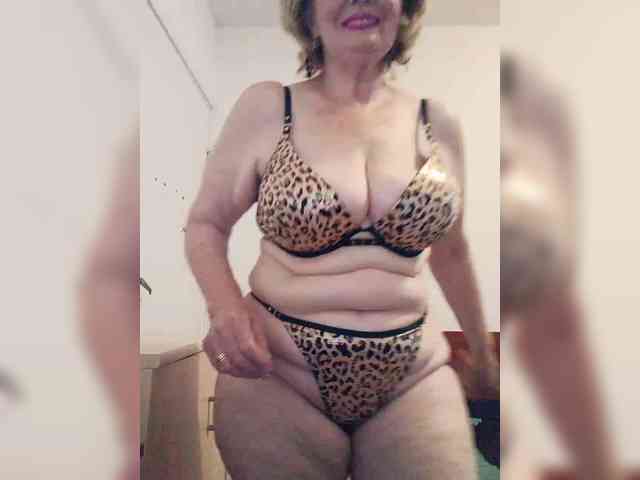 MoonGoddess webcam