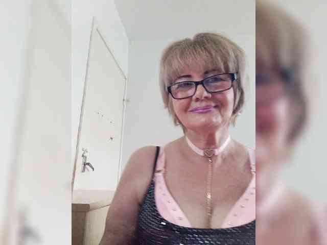 BoloshkaBlonda webcam