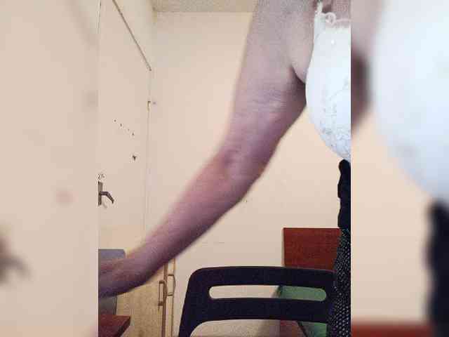 BoloshkaBlonda webcam