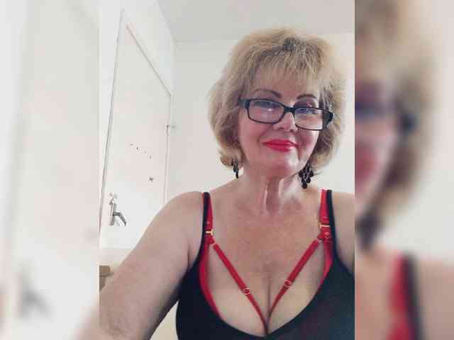 MoonGoddess webcam