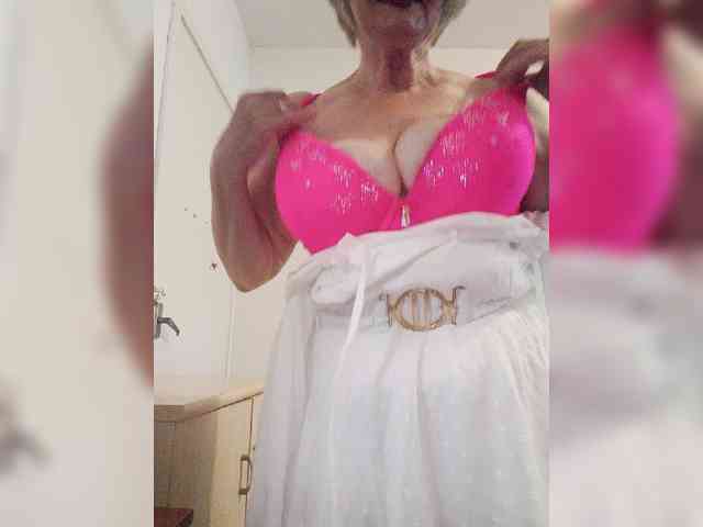 BoloshkaBlonda webcam