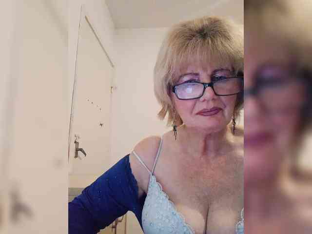 BoloshkaBlonda webcam