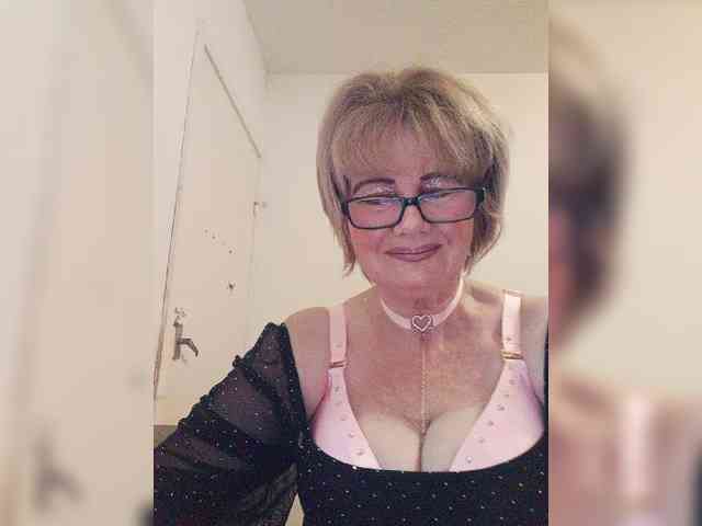 BoloshkaBlonda webcam