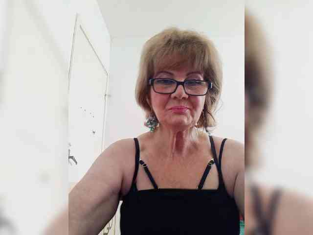 MoonGoddess webcam