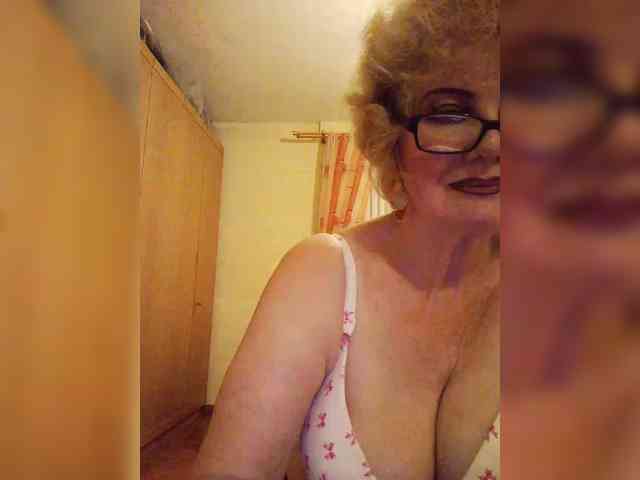 BoloshkaBlonda webcam