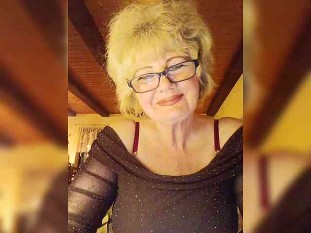 BoloshkaBlonda webcam