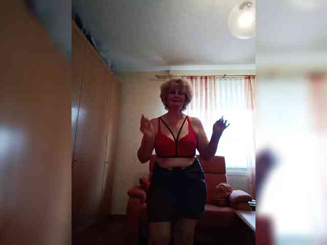 KASANDRABOLOSHKA Live Webcam on BongaCams