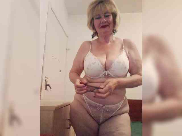 BoloshkaBlonda webcam