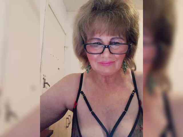 MoonGoddess webcam