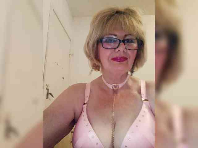 BoloshkaBlonda webcam