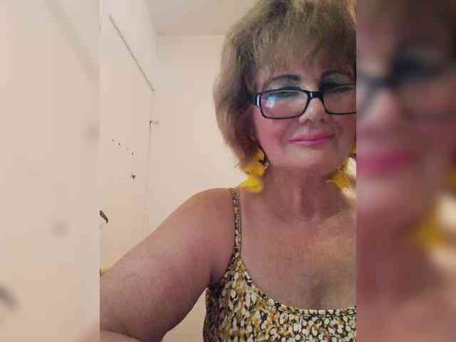 MoonGoddess webcam