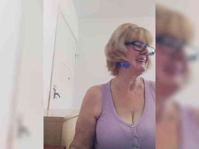 BoloshkaBlonda webcam