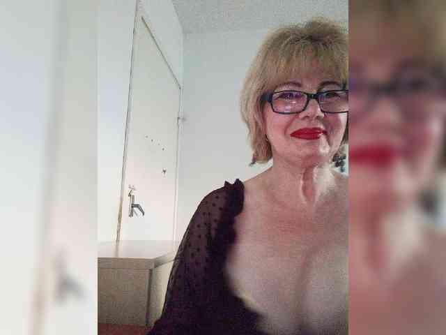 BoloshkaBlonda webcam