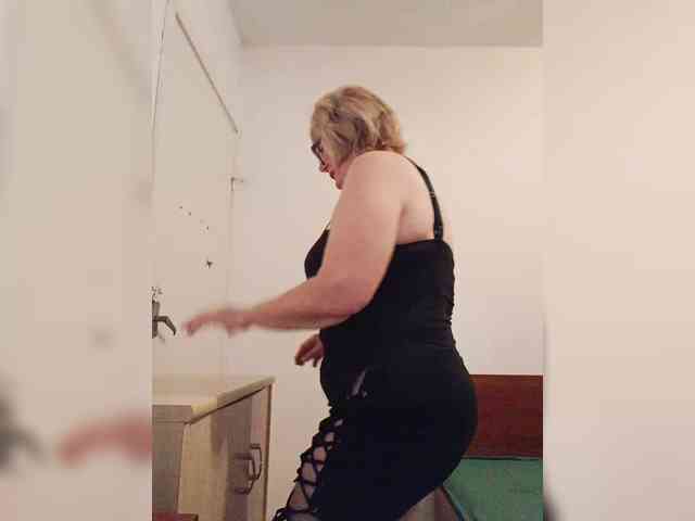 BoloshkaBlonda webcam