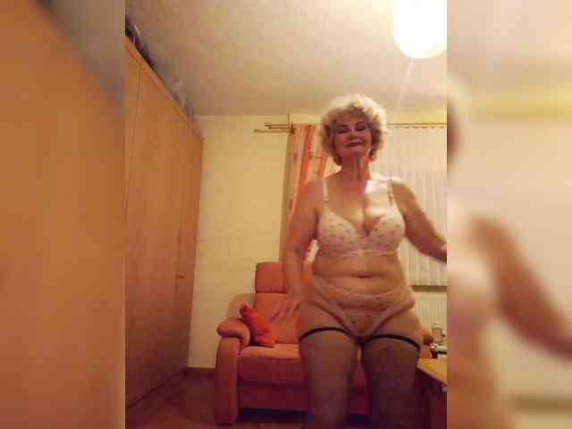 BoloshkaBlonda webcam