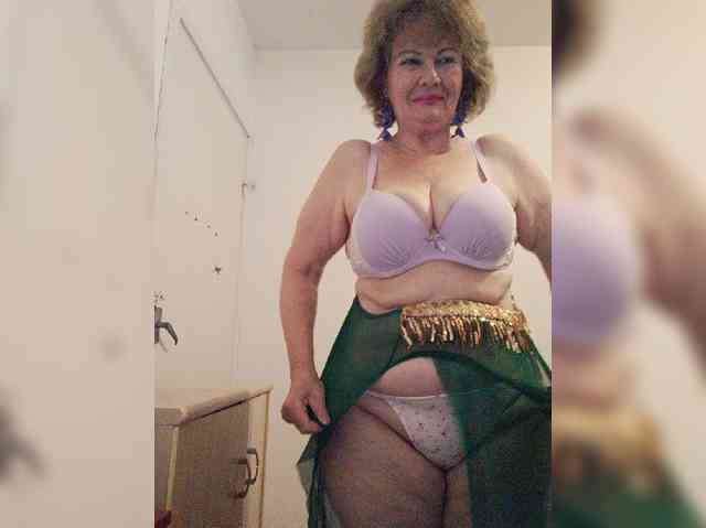 MoonGoddess webcam