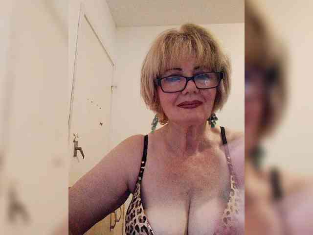 BoloshkaBlonda webcam