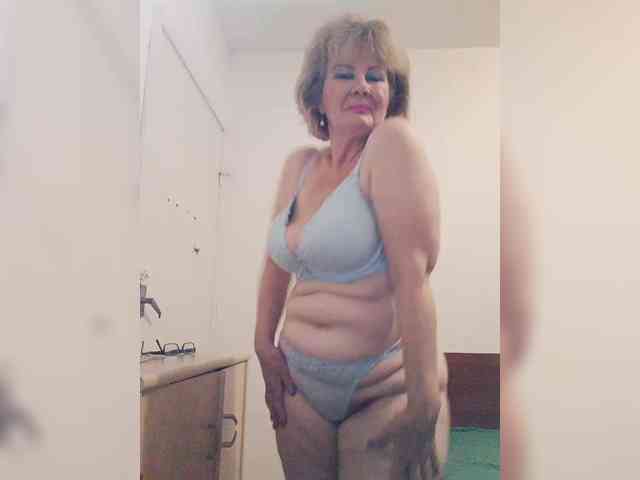 BoloshkaBlonda webcam