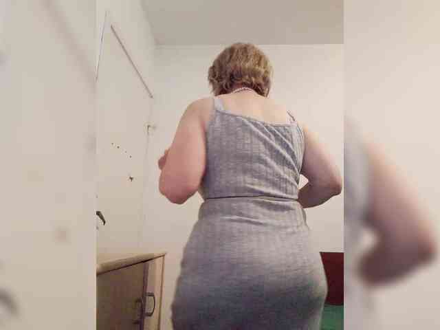 BoloshkaBlonda webcam
