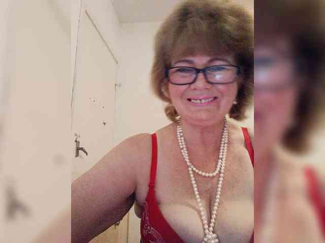 MoonGoddess webcam