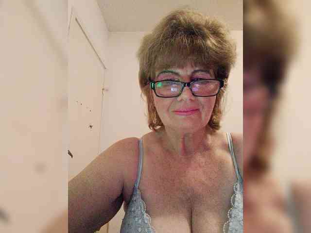 MoonGoddess webcam