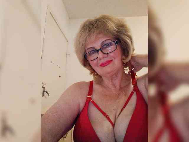 MoonGoddess webcam