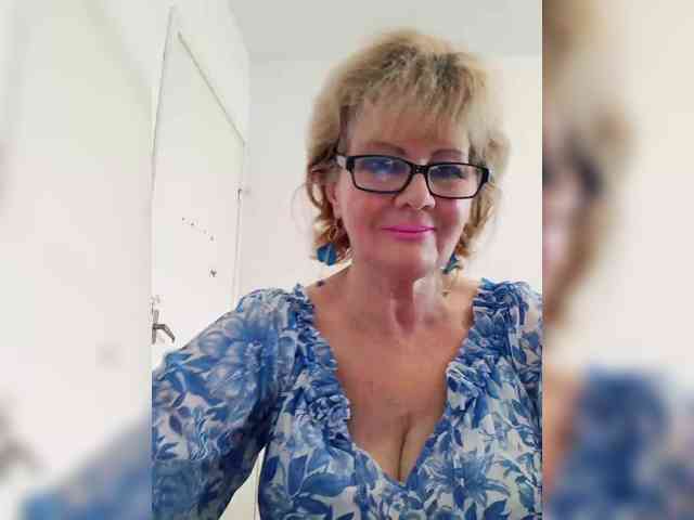 MoonGoddess webcam