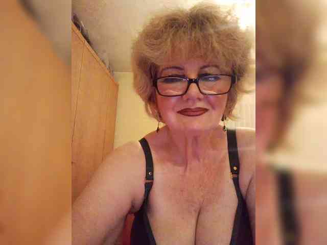 BoloshkaBlonda webcam