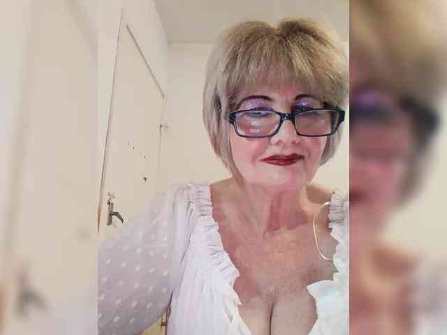 BoloshkaBlonda webcam