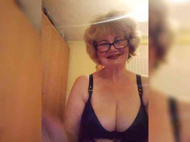 BoloshkaBlonda webcam