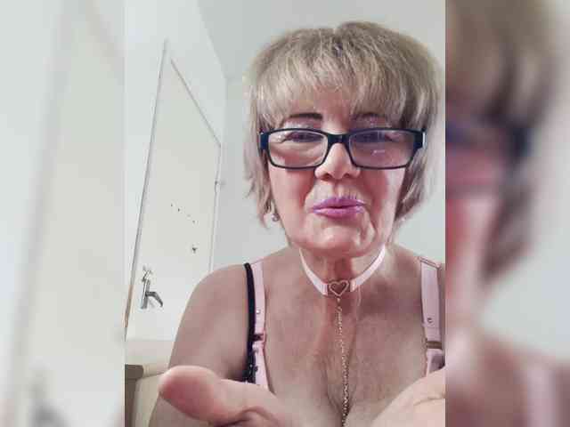 BoloshkaBlonda webcam