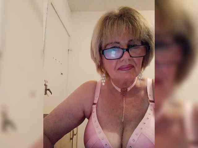 BoloshkaBlonda webcam
