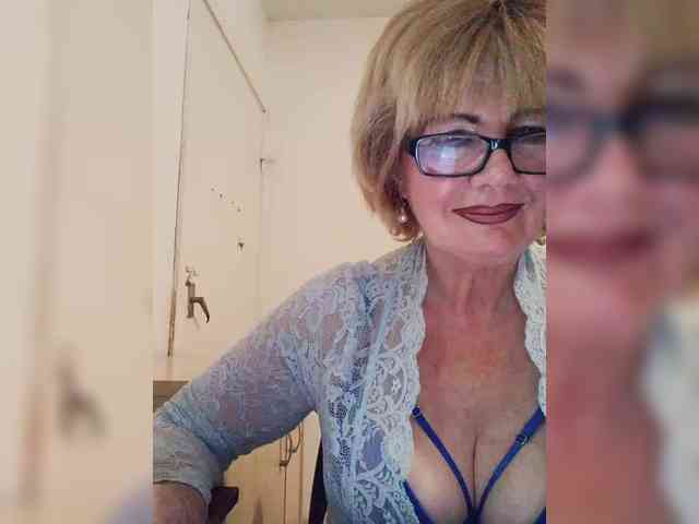 BoloshkaBlonda webcam