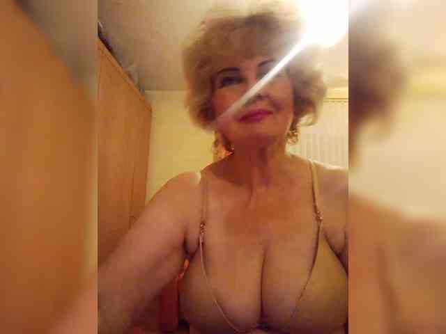BoloshkaBlonda webcam