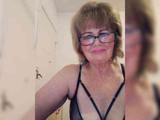 MoonGoddess webcam