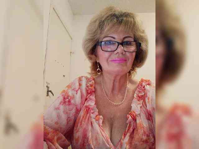 MoonGoddess webcam