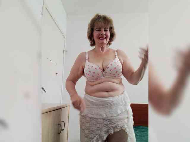 MoonGoddess webcam