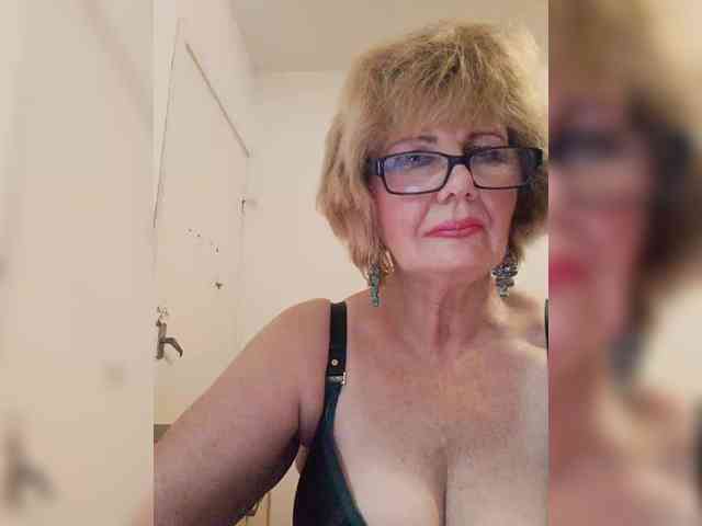 BoloshkaBlonda webcam