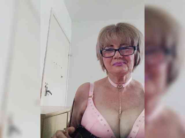 BoloshkaBlonda webcam