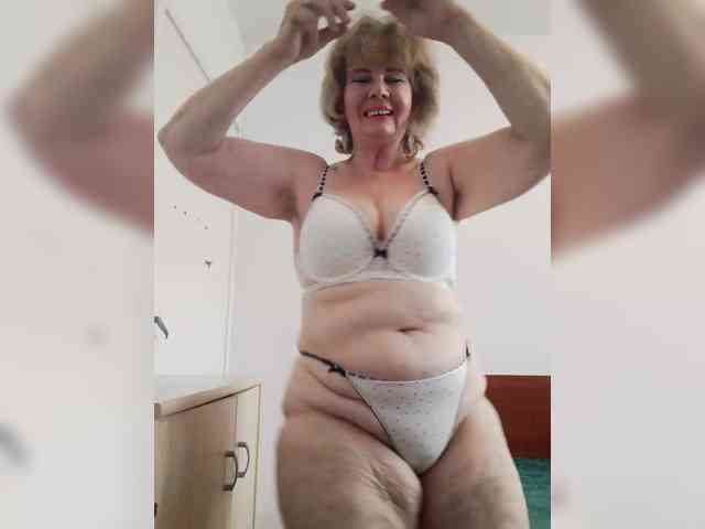 MoonGoddess webcam