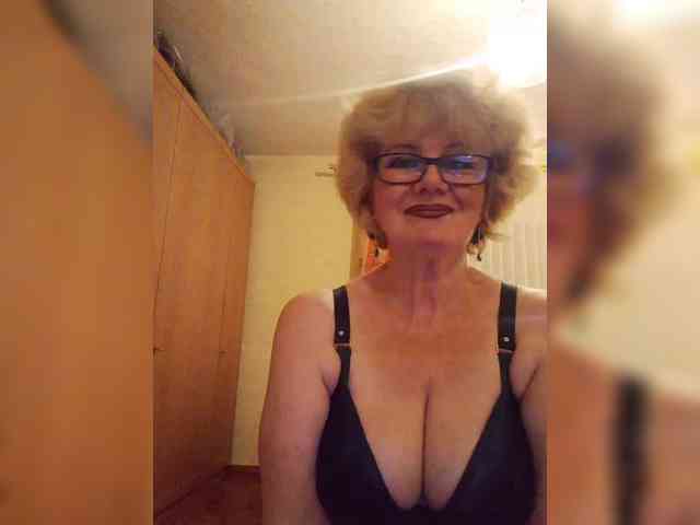 BoloshkaBlonda webcam