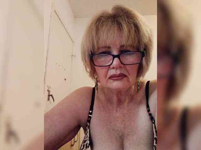 BoloshkaBlonda webcam
