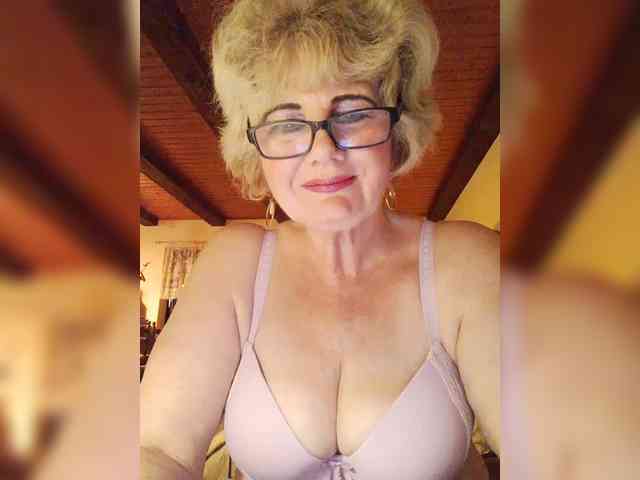 BoloshkaBlonda webcam