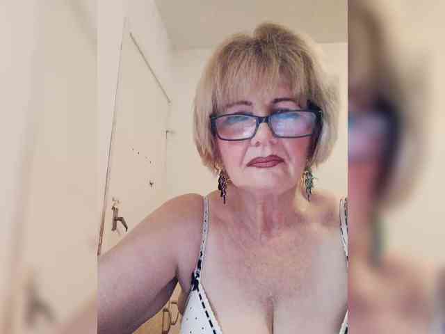 BoloshkaBlonda webcam